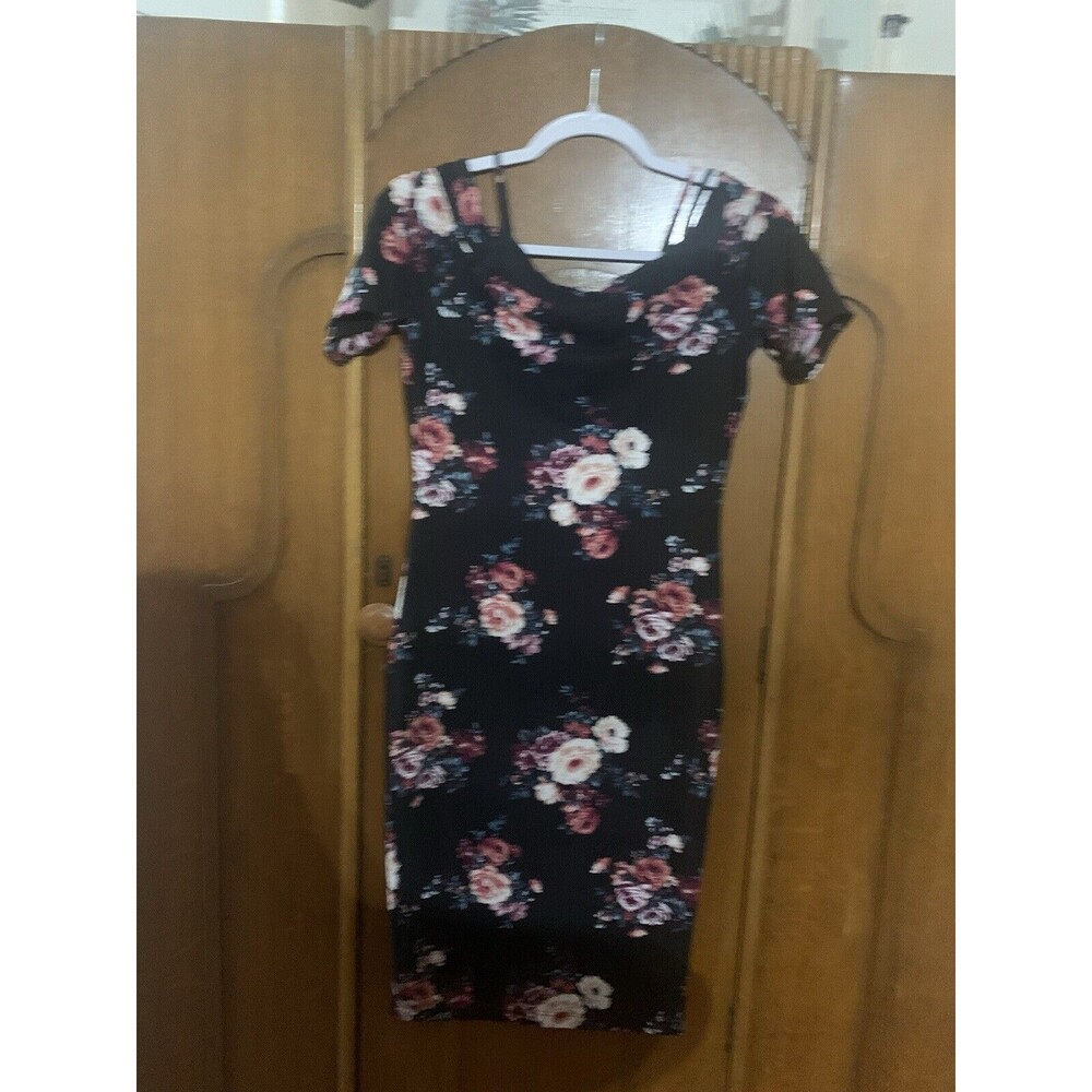 Haute Mode/ Anthropologie Floral Midi Dress . Size M.  B22